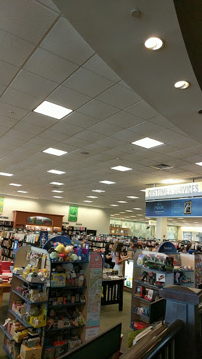 Book Store «Barnes & Noble», reviews and photos, 451 E Altamonte Dr, Altamonte Springs, FL 32701, USA