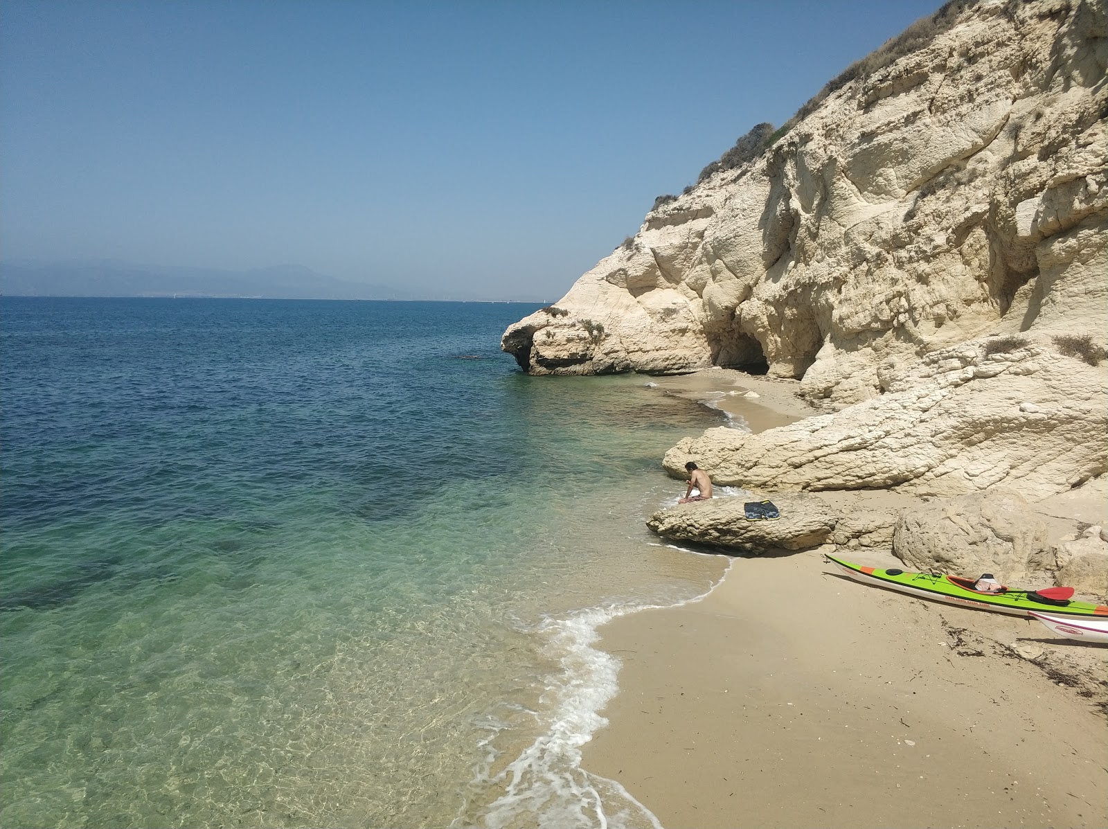 Foto di Cala Bernat con molto pulito livello di pulizia