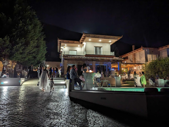 Serenity Penthouse (Loukisia Village)