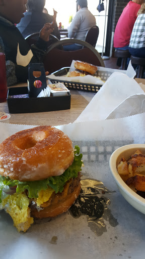 Donut Shop «HoneyDip Donuts», reviews and photos, 4480 Kenny Rd, Columbus, OH 43220, USA