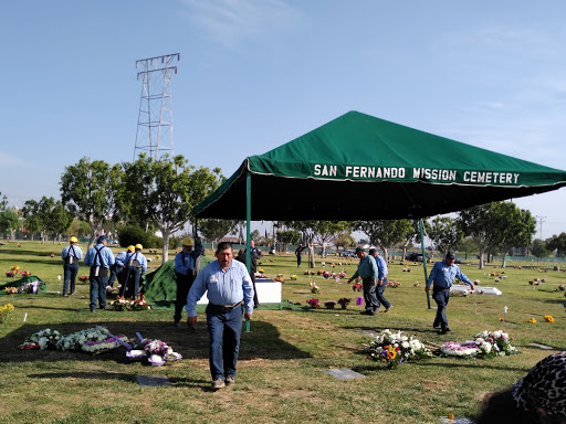 Cemetery «San Fernando Mission Catholic Cemetery», reviews and photos, 11160 Stranwood Ave, Mission Hills, CA 91345, USA