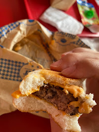 Plats et boissons du Restaurant de hamburgers Boom Burger à Roquefort - n°1