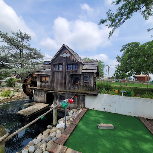 Golf Course «Waltz Golf Farm», reviews and photos, 303 W Ridge Pike, Limerick, PA 19468, USA