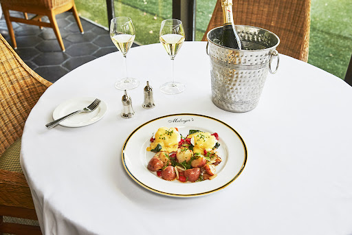 Melvyns Restaurant & Lounge image