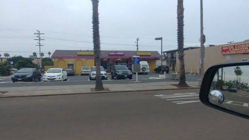 Used Clothing Store «Buffalo Exchange San Diego - Pacific Beach», reviews and photos, 1079 Garnet Ave, San Diego, CA 92109, USA