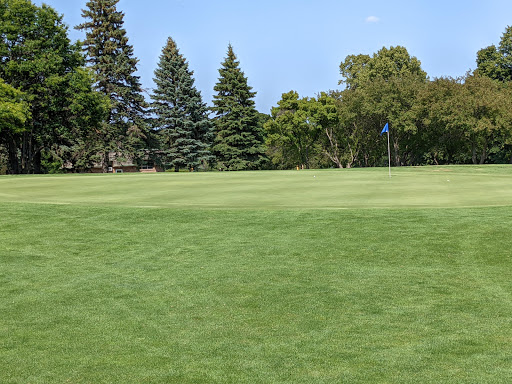 Golf Course «Highland 9-Hole Golf Course», reviews and photos, 1797 Edgcumbe Rd, St Paul, MN 55116, USA