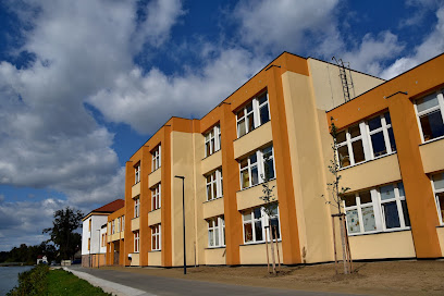 Základní škola Planá nad Lužnicí, okres Tábor