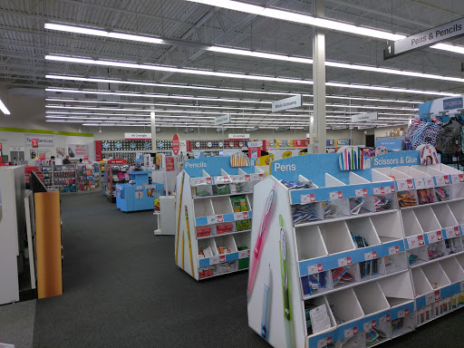 Office Supply Store «Staples», reviews and photos, 220 Fortune Blvd, Milford, MA 01757, USA