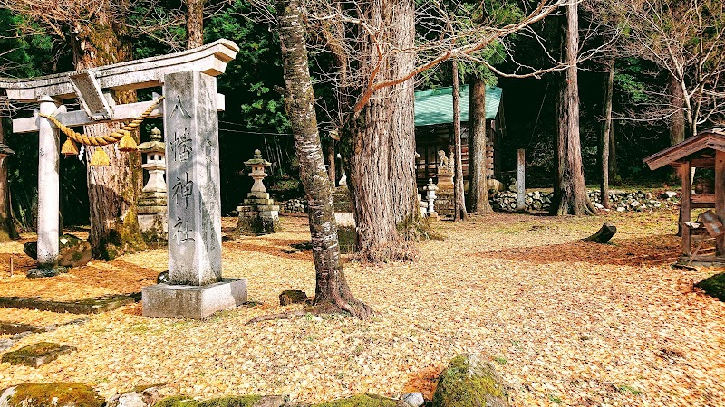 八幡神社（吉岡）
