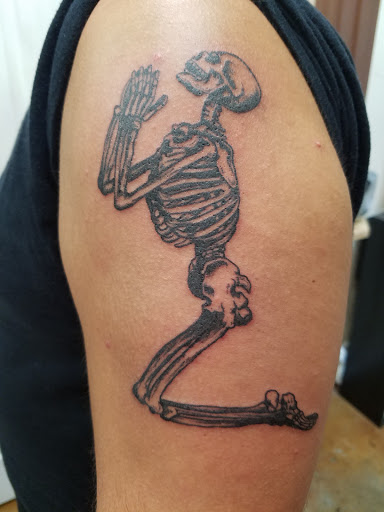Explore kenny chesney tattoo ideas, creative tattoo ideas in Cedar Creek, available at Inkd Out Tattoos