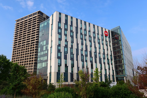 Public University «University of Illinois at Chicago», reviews and photos