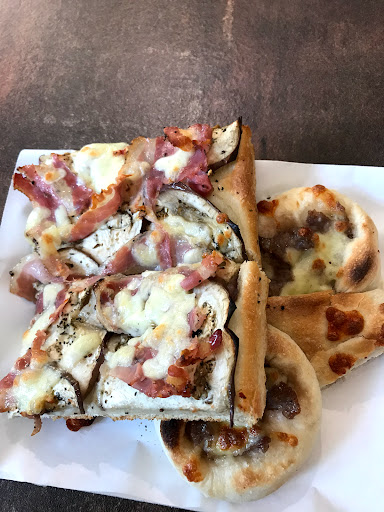 Danys Pizza in Osimo, Provincia di Ancona