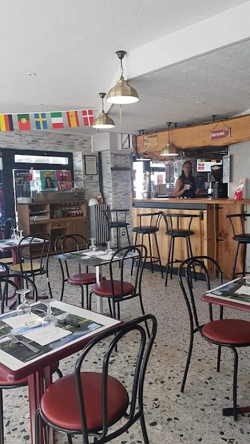 AU CHANTIER (restaurant portugais) à Viry-Châtillon