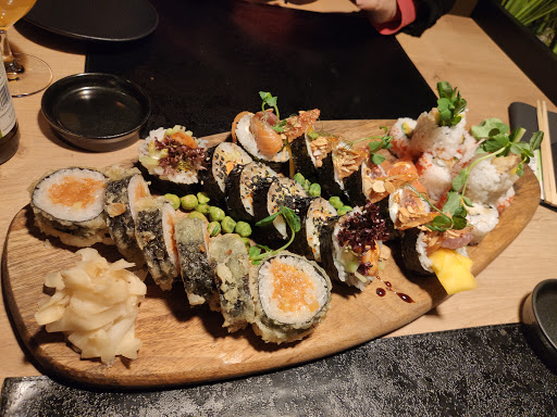 Kagami Sushi