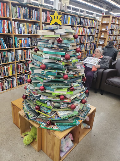 Book Store «Half Price Books», reviews and photos, 17145 W Bluemound Rd, Brookfield, WI 53005, USA