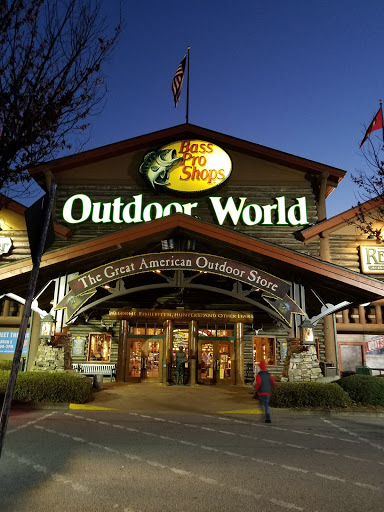 Sporting Goods Store «Bass Pro Shops», reviews and photos, 5900 Sugarloaf Pkwy, Lawrenceville, GA 30043, USA