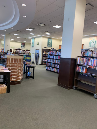 Barnes & Noble image