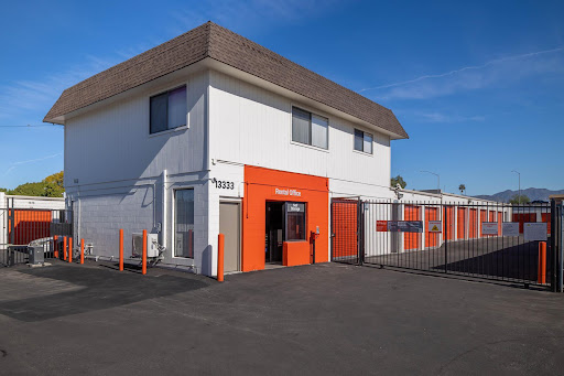 Self-Storage Facility «Public Storage», reviews and photos, 13333 Osborne St, Arleta, CA 91331, USA