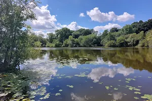 Mapperley reservoir car park image