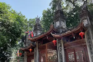 Voi Phuc Temple image