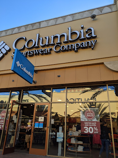 Sportswear Store «Columbia Sportswear Outlet Store», reviews and photos, 100 Citadel Dr #636, Commerce, CA 90040, USA