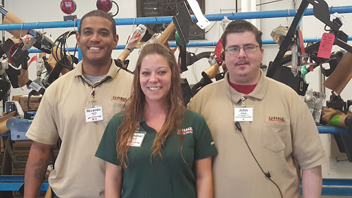 Truck Rental Agency «U-Haul of Brandon», reviews and photos, 377 W Brandon Blvd, Brandon, FL 33511, USA