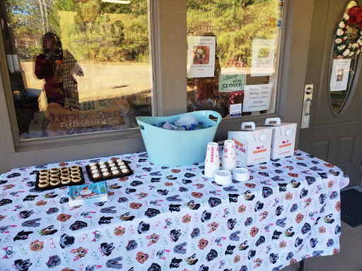 Pet Groomer «Fetching Styles, LLC», reviews and photos, 90 Foothills Pkwy c202, Marble Hill, GA 30148, USA