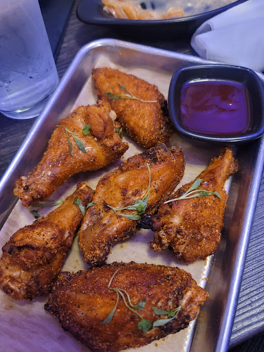 Winery «Camelot Cellars Winery», reviews and photos, 901 Oak St, Columbus, OH 43205, USA