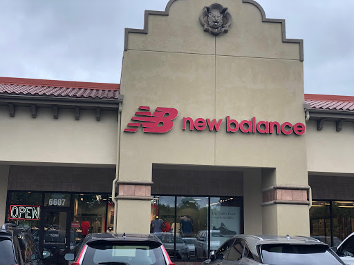 Shoe Store «New Balance Kansas City», reviews and photos, 6607 W 119th St, Leawood, KS 66209, USA