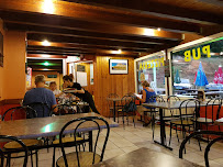 Atmosphère du Restaurant TEAM PAUSE (Anciennement La Taverne Du Jocou) à Lus-la-Croix-Haute - n°1