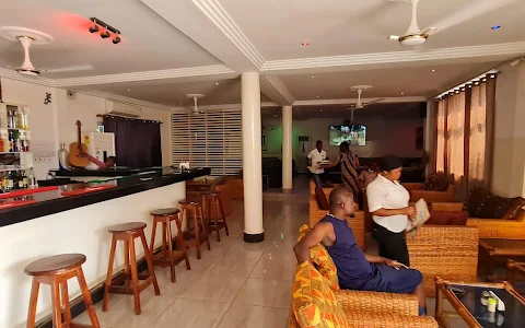 OASIS LOUNGE BAR & RESTAURANT image