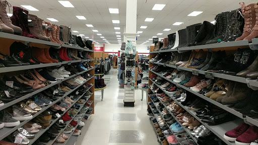 Department Store «T.J. Maxx & HomeGoods», reviews and photos, 20 Court House South Dennis Rd #1, Cape May Court House, NJ 08210, USA