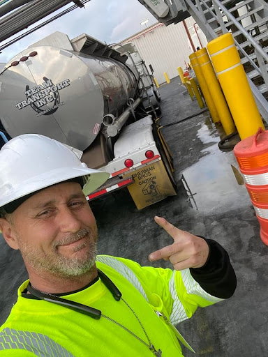 Moving and Storage Service «Sherman Brothers Heavy Trucking», reviews and photos, 32921 Diamond Hill Dr, Harrisburg, OR 97446, USA