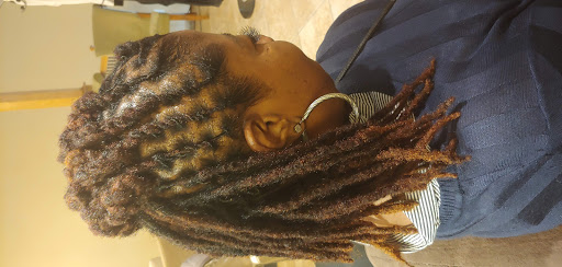 Hair Salon «Twisted Rootz Natural Hair Care Salon», reviews and photos, 2903 Oakland Ave, Greensboro, NC 27403, USA