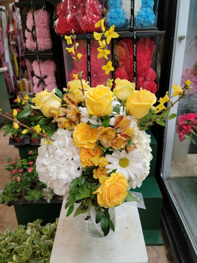 Florist «Joyce Florist», reviews and photos, 3 Washington St, Tenafly, NJ 07670, USA