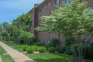 Crain Court Apartments image