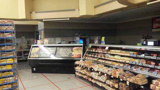 Supermarket «Giant Eagle Supermarket», reviews and photos, 2775 W Market St, Fairlawn, OH 44333, USA