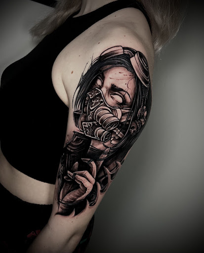 ANANSI TATTOO PIERCING | Tattoo Studio München Haidhausen
