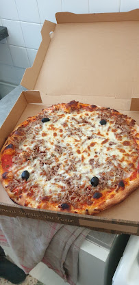 Plats et boissons du Pizzeria PIZZAS MAISON FOUILLE à Saint-Palais-sur-Mer - n°15