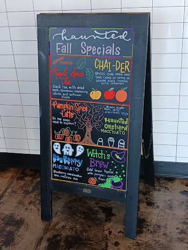 Coffee Shop «North Lime Coffee & Donuts», reviews and photos, 575 N Limestone, Lexington, KY 40508, USA