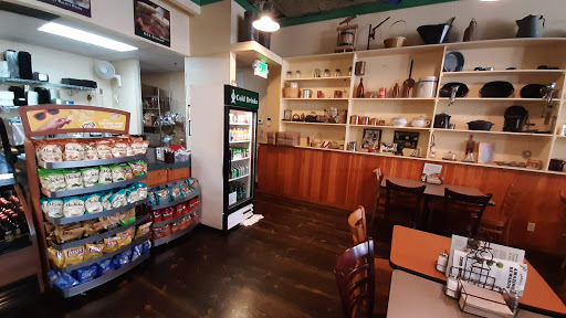 Shopping Mall «Gilroy Premium Outlets», reviews and photos, 681 Leavesley Rd, Gilroy, CA 95020, USA