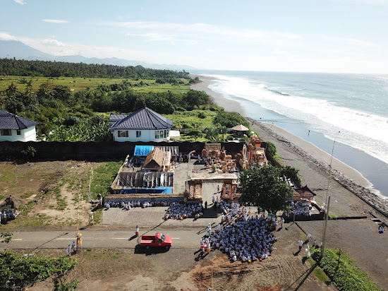 Purnama Beach