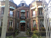 Extérieur du Restaurant Logis Hôtel de Paris à Les Andelys - n°7