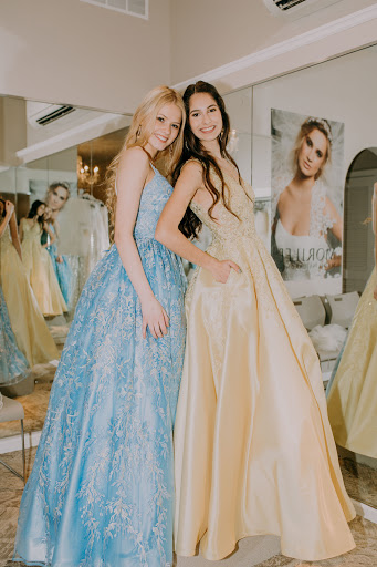 Bridal Shop «J & B Bridals & Formals», reviews and photos, 136 S Main St, Chambersburg, PA 17201, USA