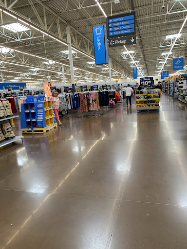 Department Store «Walmart Supercenter», reviews and photos, 12981 Shelbyville Rd, Middletown, KY 40243, USA