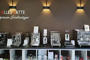 Alles Latte Kaffeevollautomaten & Siebträger image