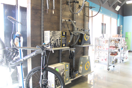 Bicycle Store «Trek Bicycle Store of West Phoenix», reviews and photos, 13085 W McDowell Rd, Avondale, AZ 85392, USA