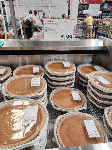 Warehouse store «Costco Wholesale», reviews and photos, 10088 Gulf Center Dr, Fort Myers, FL 33913, USA