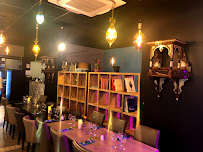 Atmosphère du Restaurant libanais Jouri Restaurant Nanterre - n°5