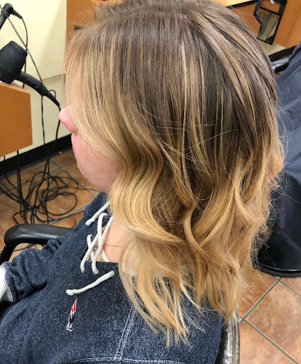 Hair Salon «Fiesta Salons», reviews and photos, 621 Hebron Rd, Heath, OH 43056, USA